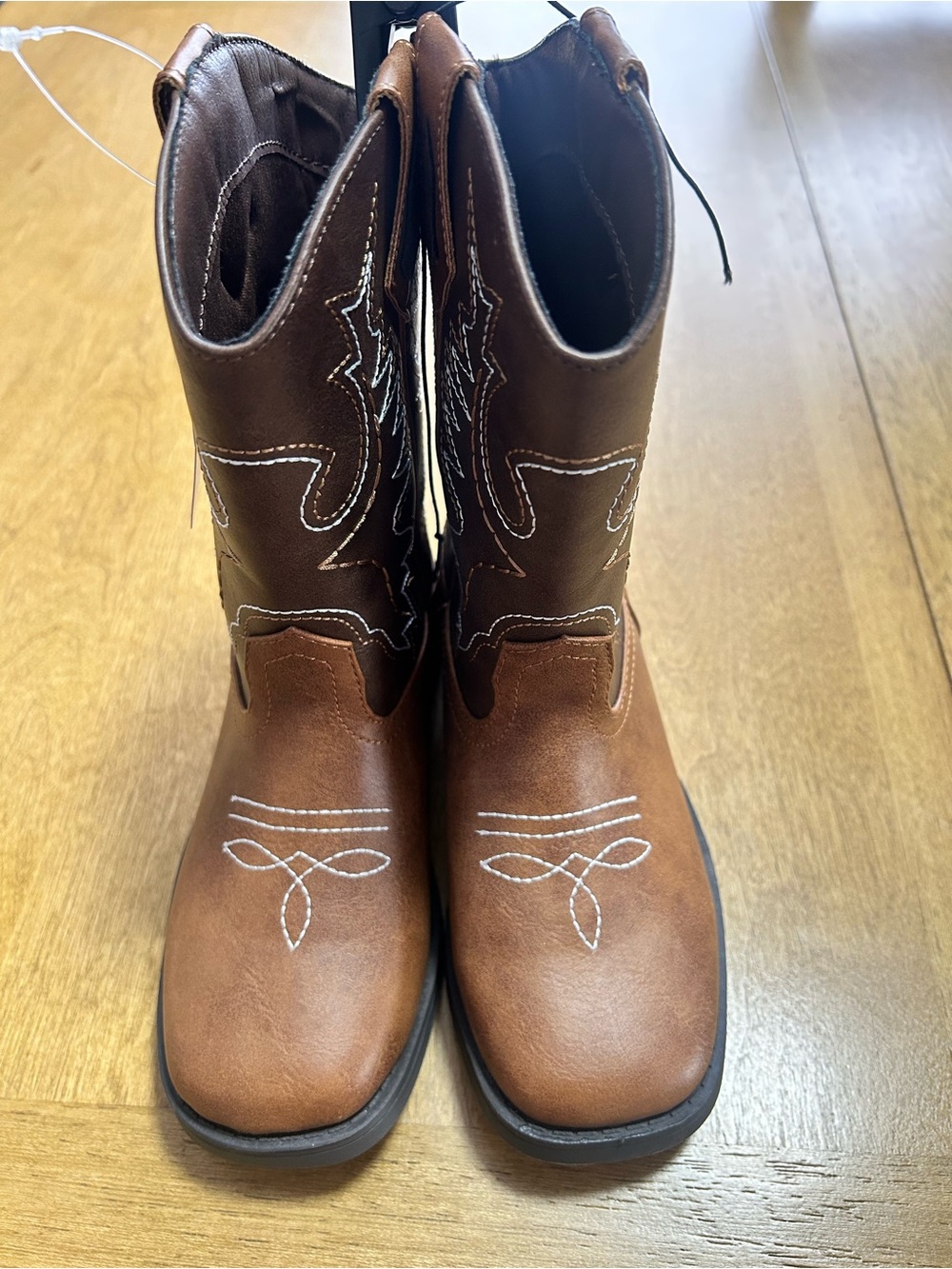 (Kids)Little boy Brown Western Pull-On Cowboy Boots
Size 13 - Picture 2 of 6